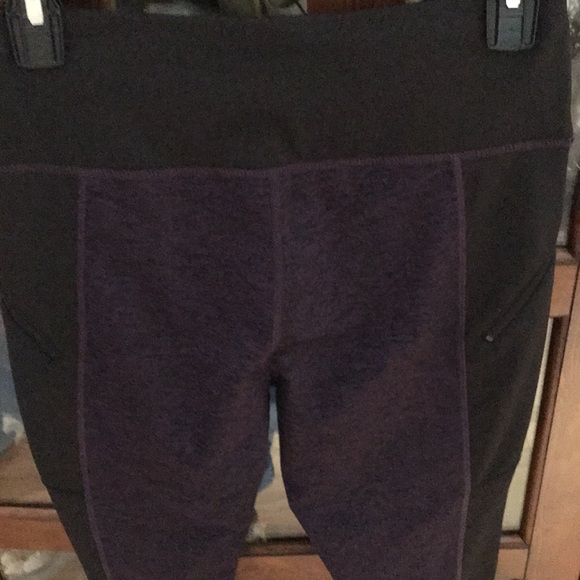 Athletic Works Leggings with Zipped Pockets - Picture 3 of 4